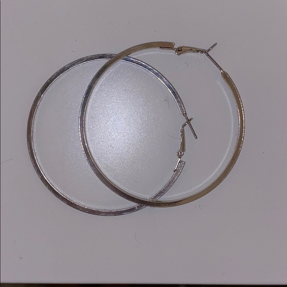 Golden silver hoops of many different sizes - Picture 4 of 10